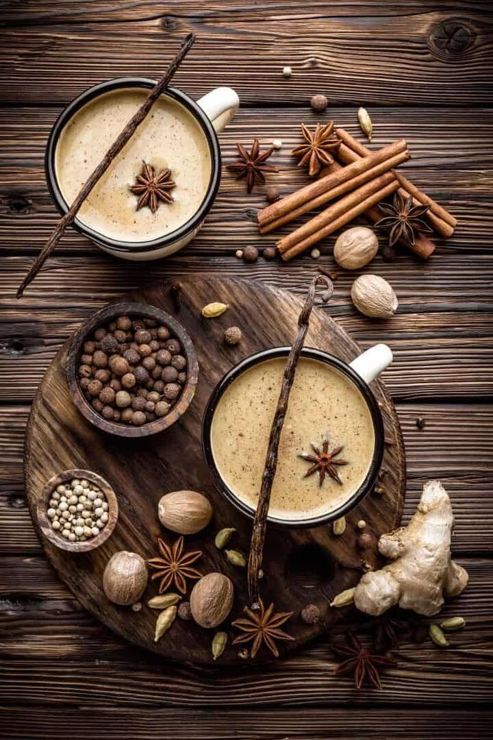 ਪੂਰਬੀ ਫ੍ਰੀਜ਼ੀਅਨ ਵਿੱਚ ਇੱਕ ਚਾਹ ਅਜਾਇਬ ਘਰ ਹੈ, ਜਿਸਨੂੰ ਬੀਟਿੰਗ ਟੀ ਮਿਊਜ਼ੀਅਮ ਕਿਹਾ ਜਾਂਦਾ ਹੈ। ਇੱਥੋਂ ਦੇ ਲੋਕਾਂ ਲਈ ਖਾਸ ਕਿਸਮ ਦੀ ਚਾਹ ਸਿਰਫ਼ ਇੱਕ ਪੀਣ ਵਾਲਾ ਪਦਾਰਥ ਹੀ ਨਹੀਂ ਹੈ, ਸਗੋਂ ਇਸ ਤੋਂ ਵੀ ਕਿਤੇ ਵੱਧ ਇਹ ਠੰਡੀ ਸਵੇਰ ਵਿੱਚ ਨਿੱਘ ਦਿੰਦੀ ਹੈ।