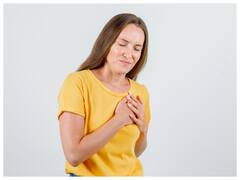 सीने में हो रही है जलन तो कभी न करें इग्नोर, हो सकता है इन खतरनाक बीमारियों का सिग्नल