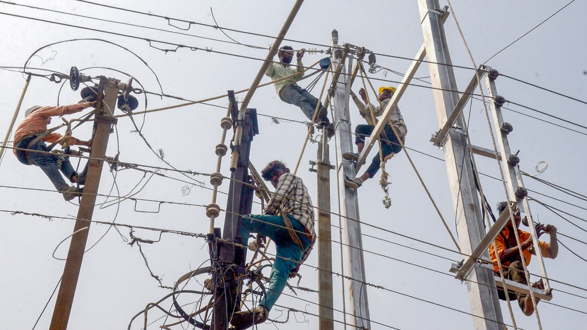 Mayiladuthurai Power Shutdown: மயிலாடுதுறை மாவட்டத்தில் நாளை பவர் கட் - எங்கெல்லாம் தெரியுமா...?