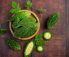 ਸਿਹਤ ਦੇ ਨਾਲ-ਨਾਲ ਸਕਿਨ ਲਈ ਵੀ ਫਾਇਦੇਮੰਦ ਕਰੇਲਾ, ਫਾਇਦੇ ਸੁਣ ਕੇ ਉੱਡ ਜਾਣਗੇ ਹੋਸ਼