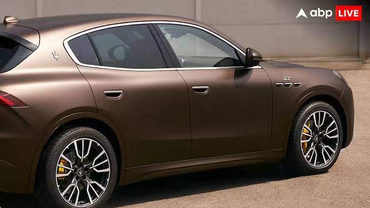 Maserati Grecale in India: 240 kmphની પાવર સાથે હવે આ લક્ઝરી કારે ભારતમાં કરી એન્ટ્રી,આ કાર પોર્શે મેકનને સીધી ટક્કર આપશે maserati grecale launched in india with two crore price range luxury car compete with porsche macan read full article in Gujarati Maserati Grecale in India: 240 kmphની પાવર સાથે હવે આ લક્ઝરી કારે ભારતમાં કરી એન્ટ્રી,આ કાર પોર્શે મેકનને સીધી ટક્કર આપશે