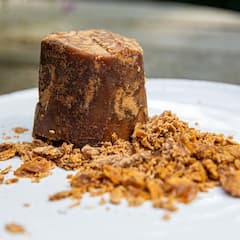 Honey vs Jaggery:  ਸ਼ਹਿਦ ਜਾਂ ਗੁੜ ਤੇਜ਼ੀ ਨਾਲ ਭਾਰ ਘਟਾਉਣ ਲਈ ਕੀ ਹੈ ਜ਼ਿਆਦਾ ਫਾਇਦੇਮੰਦ?