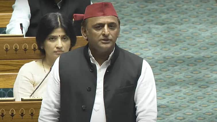 Akhilesh Yadav made a serious allegation on the NDA government during the discussion on Budget 2024 बजट 2024 पर चर्चा में अखिलेश यादव का NDA सरकार पर गंभीर आरोप, कहा- यूपी को कुछ नहीं मिला