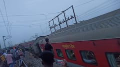 Aftermath Of Mumbai-Howrah Mail Derailment In Jharkhand — IN PICS
