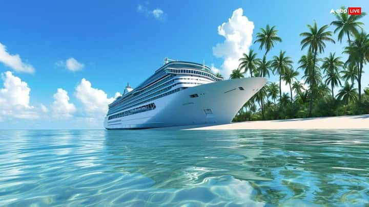 Cruise Travel: अगर आप भी भारत में रहकर क्रूज यात्रा का मजा उठाना चाहते हैं, तो परेशान होने की जरूरत नहीं हैं. आप भारत देश की इन जगहों पर जाकर अपने दोस्तों के साथ एंजॉय कर सकते हैं.