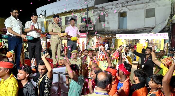 मंदिर प्रशासन की तरफ से श्रद्धालुओं के सुगम दर्शन और सुरक्षा को लेकर पुख्ता इंतजाम किए गए थे.