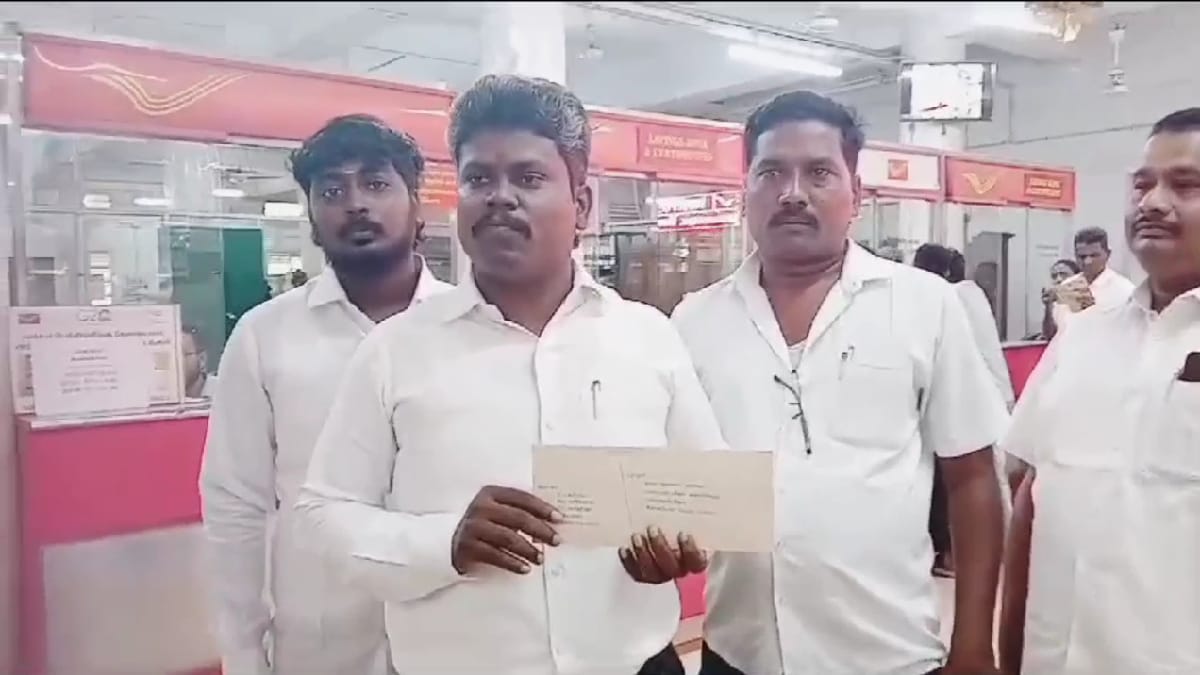 தமிழ் , ஆங்கிலம் நோ- ஹிந்தியில் இருந்தால் மட்டுமே போஸ்ட் அனுப்ப முடியும் - வட மாநில ஊழியரால் மக்கள் பரிதவிப்பு