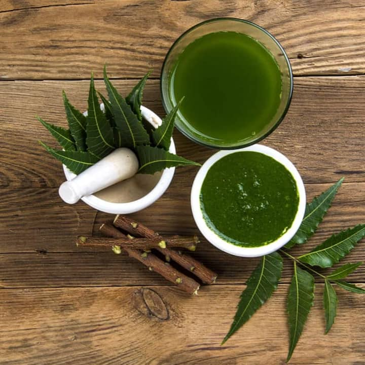 Drinking neem leaves juice is very beneficial for our skin health. According to Ayurveda, neem water is rich in anti-bacterial properties, which helps in curing problems like acne, blemishes, etc.