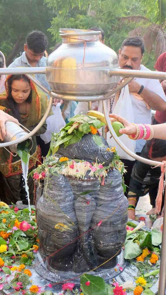 શ્રાવણના સોમવારે ભગવાન શિવની આ રીતે કરો પૂજા