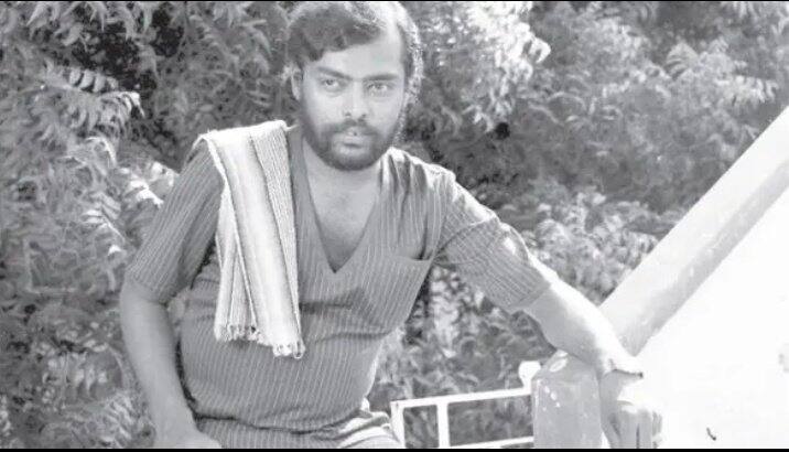 கிழக்கே போகும் ரயில் படத்தை பார்த்த மணிவண்ணன், இயக்குநர் பாரதிராஜாவுக்கு 100 பக்கத்திற்கு கடிதம் எழுதினார். இது, இவருக்கான சினிமா வாய்ப்பை அமைத்து கொடுத்தது