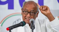 'बदतमीजी है...', संसद में अनुराग ठाकुर के बयान पर भड़के दिग्विजय सिंह, जानें क्या कहा