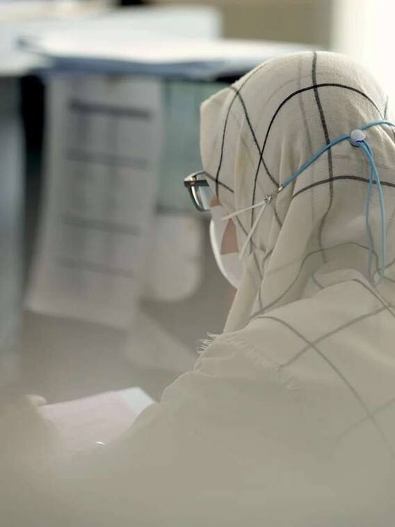 इस देश में बेटी से शादी कर सकता है बाप 