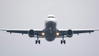 Flight Bomb Threat Bomb threats to 30 flights of IndiGo Vistara and Air India Flight Bomb Threat: એર ઇન્ડિયા સહિત 30 ફ્લાઇટ્સને ફરી મળી બોમ્બથી ઉડાવી દેવાની ધમકી, સુરક્ષા એજન્સીઓ એલર્ટ