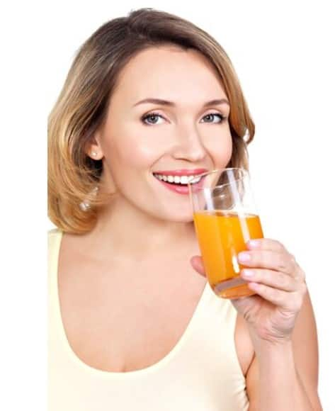 Drink orange juice to avoid vitamin B12 deficiency. Let us tell you that it is rich in many essential antioxidants, which also provides a good amount of fiber to the body. In such a situation, orange juice rich in vitamin B is very beneficial.