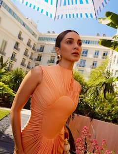 खूब दिए इंटीमेट सीन, टॉपलेस फोटोशूट से बटोरी सुर्खियां, आज बॉलीवुड की मोस्ट पॉपुलर एक्ट्रेस है ये हसीना