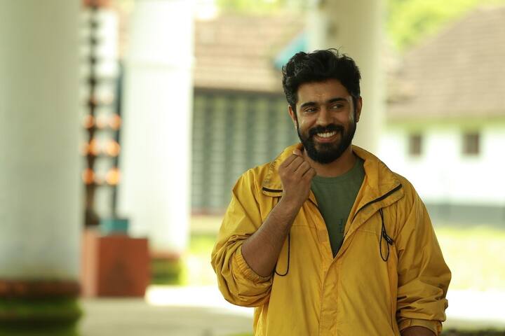 நிவின் பாலி நேரம் படத்தின் மூலம் தமிழ் சினிமாவில் அறிமுகமானார். அதன்பிறகு ரிச்சி என்ற படத்தில் நடித்து இருந்தார். தற்போது ராம் இயக்கத்தில் ஏழு கடல் ஏழு மலை படத்தில் நடித்து வருகிறார்.