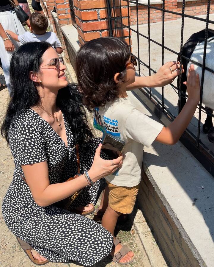 Natasa posted a series of pictures with her son on Instagram. (Image: Instagram/@natasastankovic__)