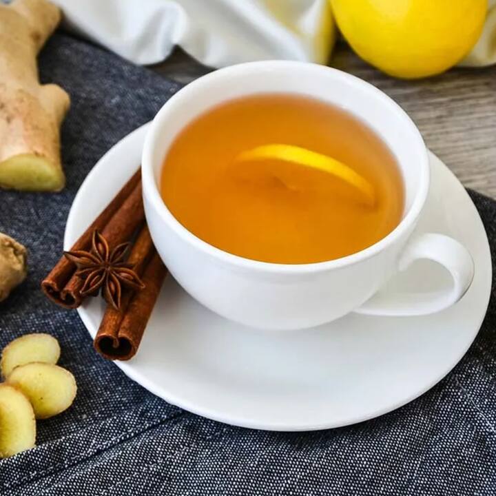 To avoid diseases, not only cleanliness but also food needs special attention. In such a situation, if you ever get wet in the rain water, then to protect yourself from getting sick, you should drink cinnamon and ginger tea, because this tea protects from many diseases and reduces the risk of cough and cold, so let's know how this tea is made