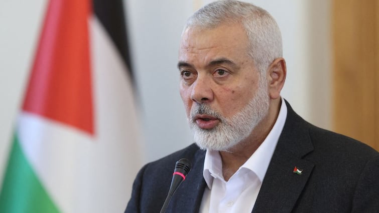 Hamas leader Ismail Haniyeh killed in iran by Israel airstrike Middle East Crisis Israel Hamas Conflict: ইরানের মাটিতে নিহত হামাসের শীর্ষ নেতা, ইজরায়েলের দিকে অভিযোগের আঙুল