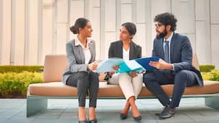 Bank Jobs 2024: સ્ટેટ બેંક ઓફ ઈન્ડિયામાં નિકળી બમ્પર ભરતી, આજે જ કરો અરજી 