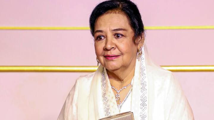 Actress Farida Jalal: নিজের কেরিয়ার নিয়ে, তাঁর ইচ্ছে নিয়ে মুখ খুলেছেন ফরিদা জালাল। জানিয়েছেন, তিনি আরও অন্যরকম, আরও চ্যালেঞ্জিং চরিত্রের অপেক্ষায় রয়েছেন। একঘেয়ে চরিত্র তিনি আর করতে চান না।