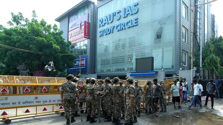 Delhi Coaching Centre Deaths Delhi HC Transfers Investigation Of Criminal Case From Delhi Police To CBI Delhi Coaching Centre Deaths: HC Transfers Probe To CBI, Tells Police ‘Mercifully, You Haven’t Challaned Rainwater’