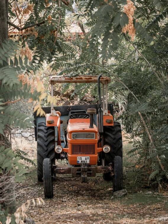 ट्रैक्टर खरीदने जा रहे हैं तो इन बातों का रखें खास ध्यान