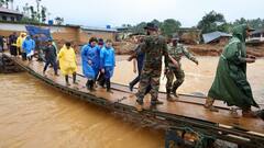 Wayanad Landslide: কেরলে মৃত্যু বেড়ে ৩০০ হওয়ার দিকে, বুলডোজার নামাতে অস্থায়ী সেতু নির্মাণ, বিপর্যয়স্থলে রাহুল ও প্রিয়ঙ্কা