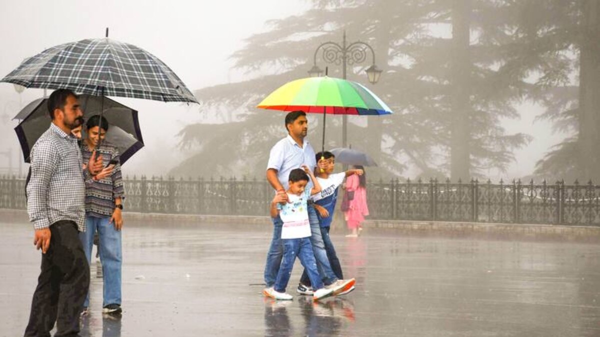 Himachal Weather: हिमाचल में आज भारी बारिश की चेतावनी जारी, जानें- अपने जिले के मौसम का हाल