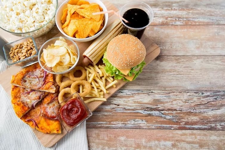 How Eating Too Much Junk Food Can Affect Your Child’s Vision, Discover the Hidden Dangers જંક ફૂડ બાળકોને કાયમ માટે અંધ બનાવી શકે છે? જાણો કેટલું જોખમી છે!