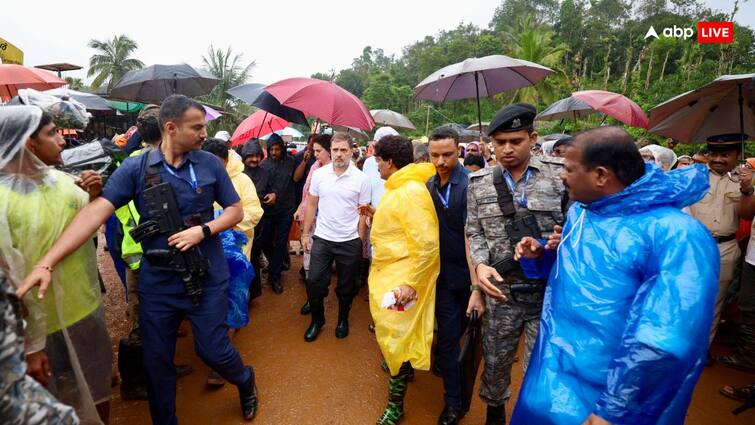 Rahul Gandhi became emotional after meeting victims of Wayanad Landslides says Felt like when my father died Wayanad Landslides: 'पिता खोने जितना दुख...', वायनाड में पीड़ितों से मुलाकात के बाद भावुक हुए राहुल गांधी, कही ये बात