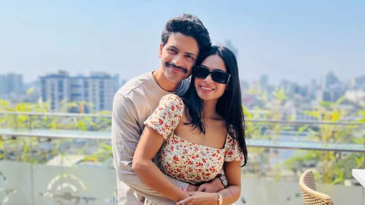 অর্জুন এই ছবি শেয়ার করে নিয়ে লিখেছিলেন, 'সবুজের ওপর সময় কাটানো। এই বছরের প্রথমদিকে আমাদের কাটানো সেরা গরমের ছুটি। প্রকৃতির সৌন্দর্য্য আমাদের মুগ্ধ করে দিয়েছিল।'
