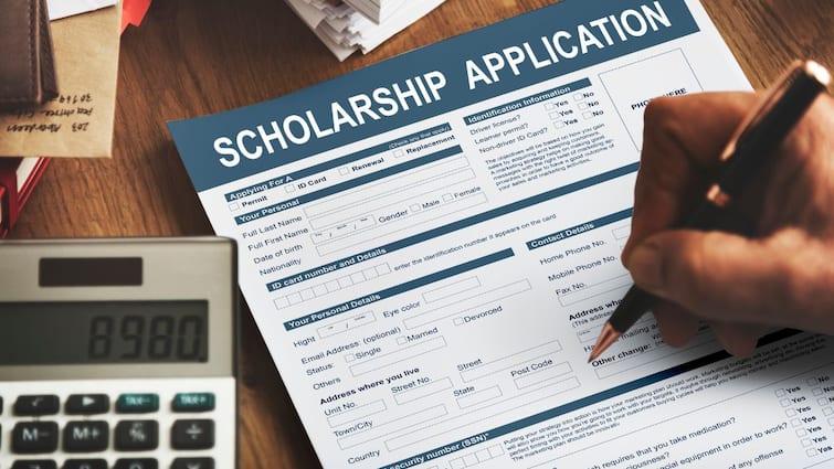 CBSE Opens Registration For Single Girl Child Scholarship 2024, Check Key Details CBSE Scholarship: மாதந்தோறும் கல்வி உதவித்தொகை; சிபிஎஸ்இ அழைப்பு- விண்ணப்பிப்பது எப்படி?