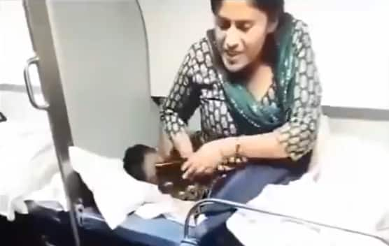 Woman Usurps Train Seat Viral Video Adjust kar lo yaar what to do if someone takes my seat railways complaint number 'Adjust Kar Lo Yaar': Video Of Woman Usurping Train Seat Is Viral. How To Deal With The Dreaded 'Request'?