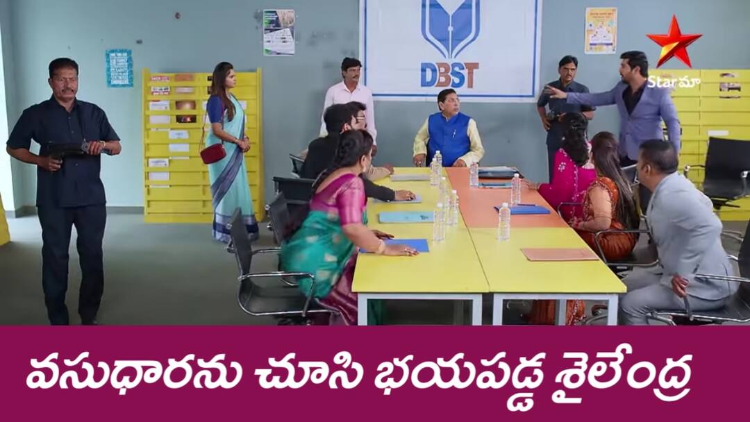 Guppedanta Manasu serial today episode August 1st written update Guppedanta Manasu Serial Today  August 1st:  ‘గుప్పెడంత మనసు’ సీరియల్‌: కాలేజీలోకి రిషి గ్రాండ్ ఎంట్రీ – స్పృహ కోల్పోయిన  శైలేంద్ర