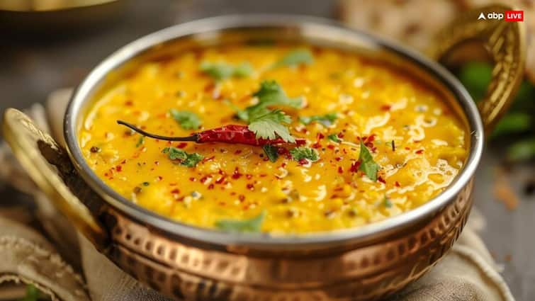 Toor Dal delicious making process after eating this people will keep licking their fingers Food Recipe: आज ही बदल दें तुवर की दाल को बनाने का तरीका, उंगलियां चाटते रह जाएंगे लोग...