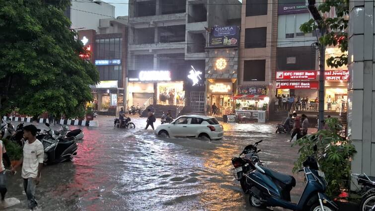 Uttarakhand heavy rain Nine people died administration instructed officials alert ann Uttarakhand Rain Alert: भारी बारिश के बाद नौ लोगों की गई जान, प्रशासन ने अधिकारियों को अलर्ट रहने का दिया निर्देश