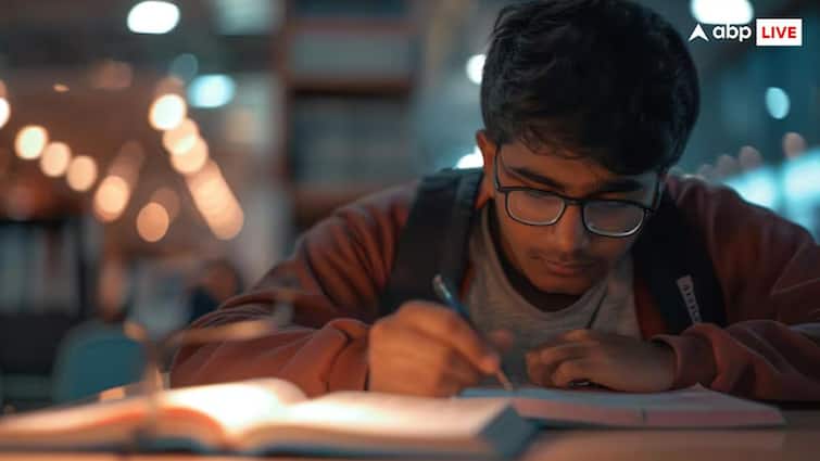 How many government and private schools in india know every state data details and facts किस राज्य में कितने हैं सरकारी और प्राइवेट स्कूल? अपने राज्य का भी जान लीजिए हाल