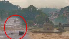 Himachal Pradesh floods | భారీ వరదల్లో హిమాచల్ ప్రదేశ్.. చెక్కుచెదరని శివుడి గుడి | ABP Desam