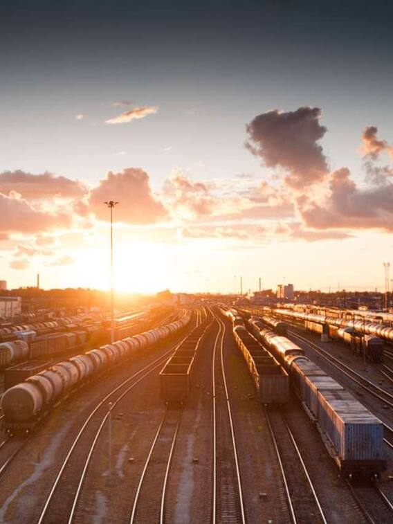 ट्रेन में कितना सामान ले जा सकते हैं आप?