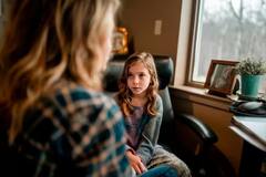 Child Mental Health: બાળકોને બનાવવા માગો છો મેન્ટલી સ્ટ્રોંગ, તો આજે જ કરો આ કામ