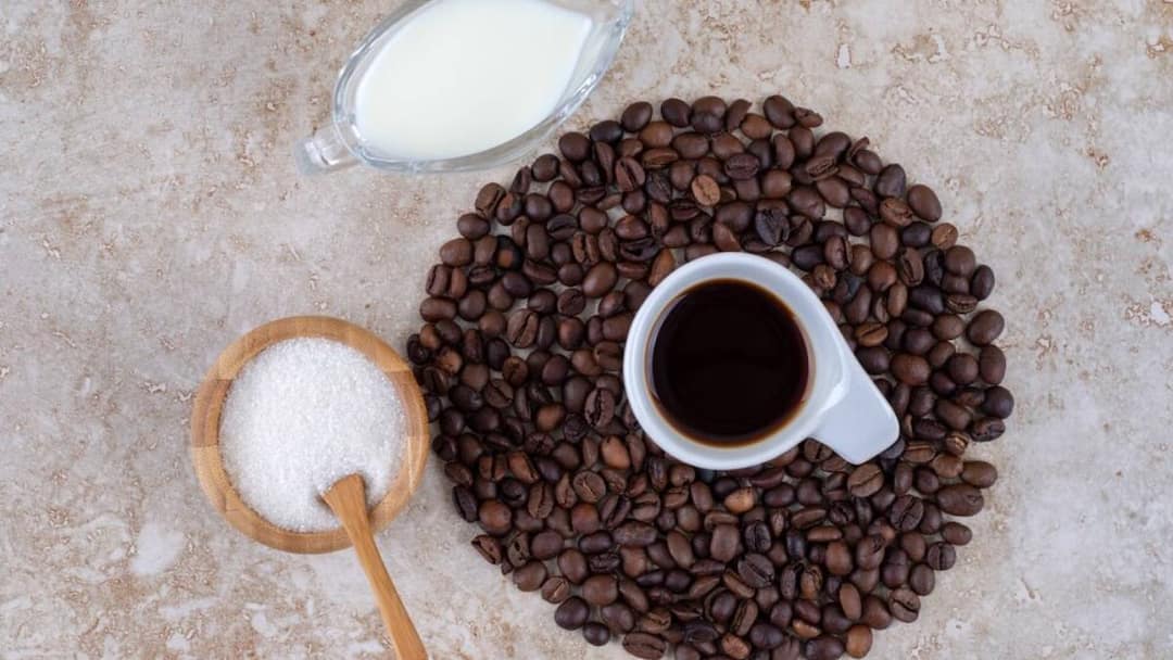 Know when and how to consume coffee to cure liver diseases read full article in hindi लिवर की बीमारियों को दूर करने में मदद करती है कॉफी, जानें कब और कैसे इसे पीनी चाहिए?