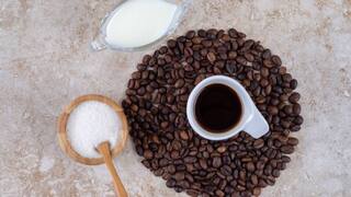 लिवर की बीमारियों को दूर करने में मदद करती है कॉफी, जानें कब और कैसे इसे पीनी चाहिए?