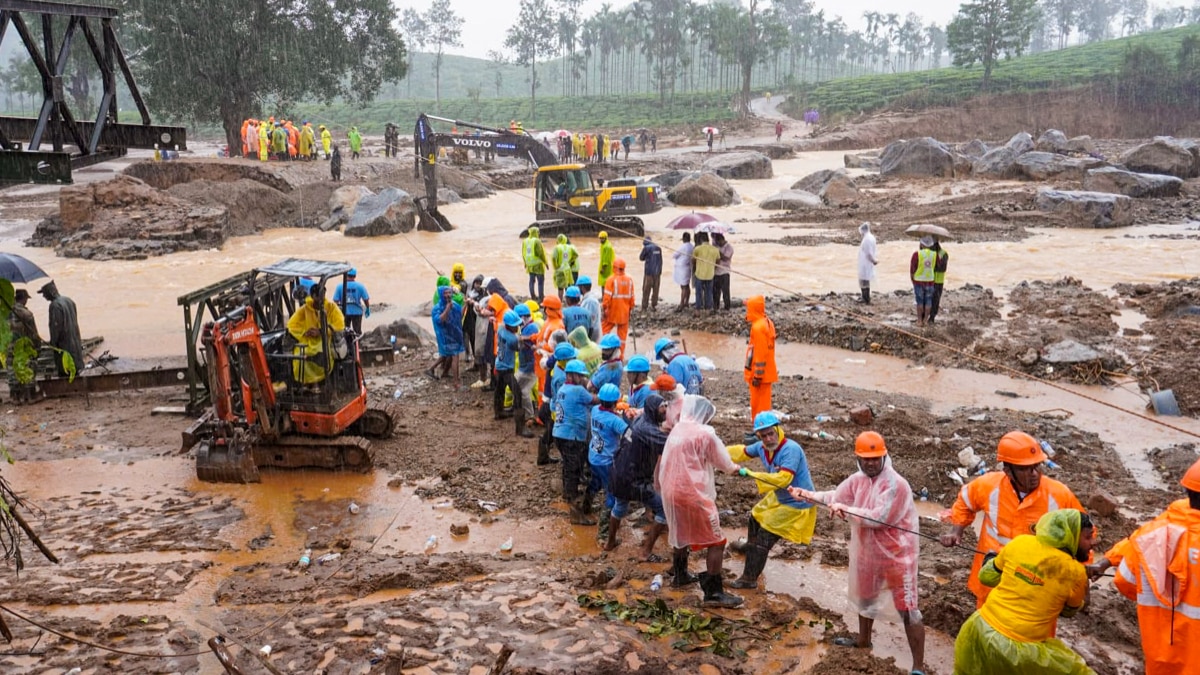 IN PICS: Landslides In Kerala To Cloudbursts In Himachal & Waterlogged Roads In Delhi, Monsoon Rains Stoke Chaos