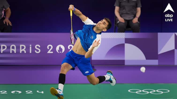 Paris Olympics 2024 Lakshya Sen won against compatriot HS Prannoy in Badminton mens singles match enters quarter final Lakshya Sen: স্বদেশীয় প্রতিপক্ষকে স্ট্রেট গেমে উড়িয়ে ব্যাডমিন্টন সিঙ্গলসের কোয়ার্টার ফাইনালে লক্ষ্য