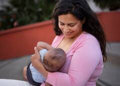 Breastfeeding: ਦਿਨ 'ਚ ਕਿੰਨੀ ਵਾਰ ਕਰਵਾਉਣਾ ਚਾਹੀਦਾ ਬ੍ਰੈਸਟਫੀਡ? ਕਿਤੇ ਤੁਸੀਂ ਵੀ ਤਾਂ ਨਹੀਂ ਕਰ ਰਹੇ ਆਹ ਗਲਤੀ