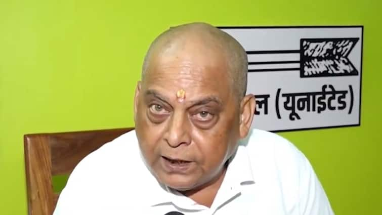 JDU Neeraj Kumar on Nitish Kumar statement on Devesh Chandra Thakur statement on Lalu Yadav ann Devesh Chandra Thakur News: देवेश चंद्र ठाकुर को JDU ने बताया कौन हैं जुबान के पक्के, याद दिलाई अंदरखाने की बात