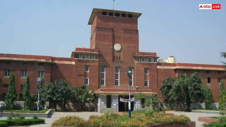 Delhi University Admissions 2024 CUET UG Candidates Can Apply at ugadmission.uod.ac.in DU  Admissions 2024: दिल्ली यूनिवर्सिटी ने शुरू की अंडर ग्रेजुएट कोर्स में दाखिले के लिए प्रोसेस, यहां जान लें जरूरी बातें