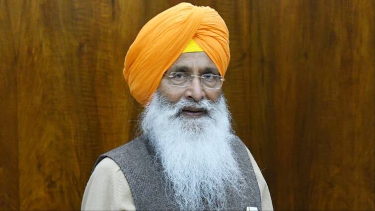 Shiromani Akali Dal Expels Sukhdev Singh Dhindsa from party over speaking in support of rebel leaders Punjab: अकाली दल ने अपने संरक्षक को ही दिखाया बाहर का रास्ता, बागी नेताओं के समर्थन में बोलने पर एक्शन