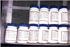 સુરતમાંથી ઝડપાઈ નકલી આયુર્વેદિક દવાઓ, ૧૧.૬૦ લાખનો શંકાસ્પદ જથ્થો જપ્ત કરવામાં આવ્યો